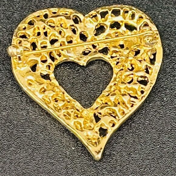 Vintage Rhinestone Crystal Brooch Lacy Filigree Heart Gold Tone BEAUTIFUL 1486 - Picture 5 of 8